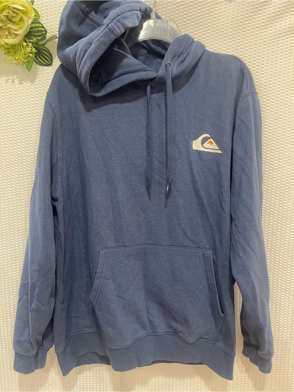 Quiksilver Men’s Navy Pullover Hoodie